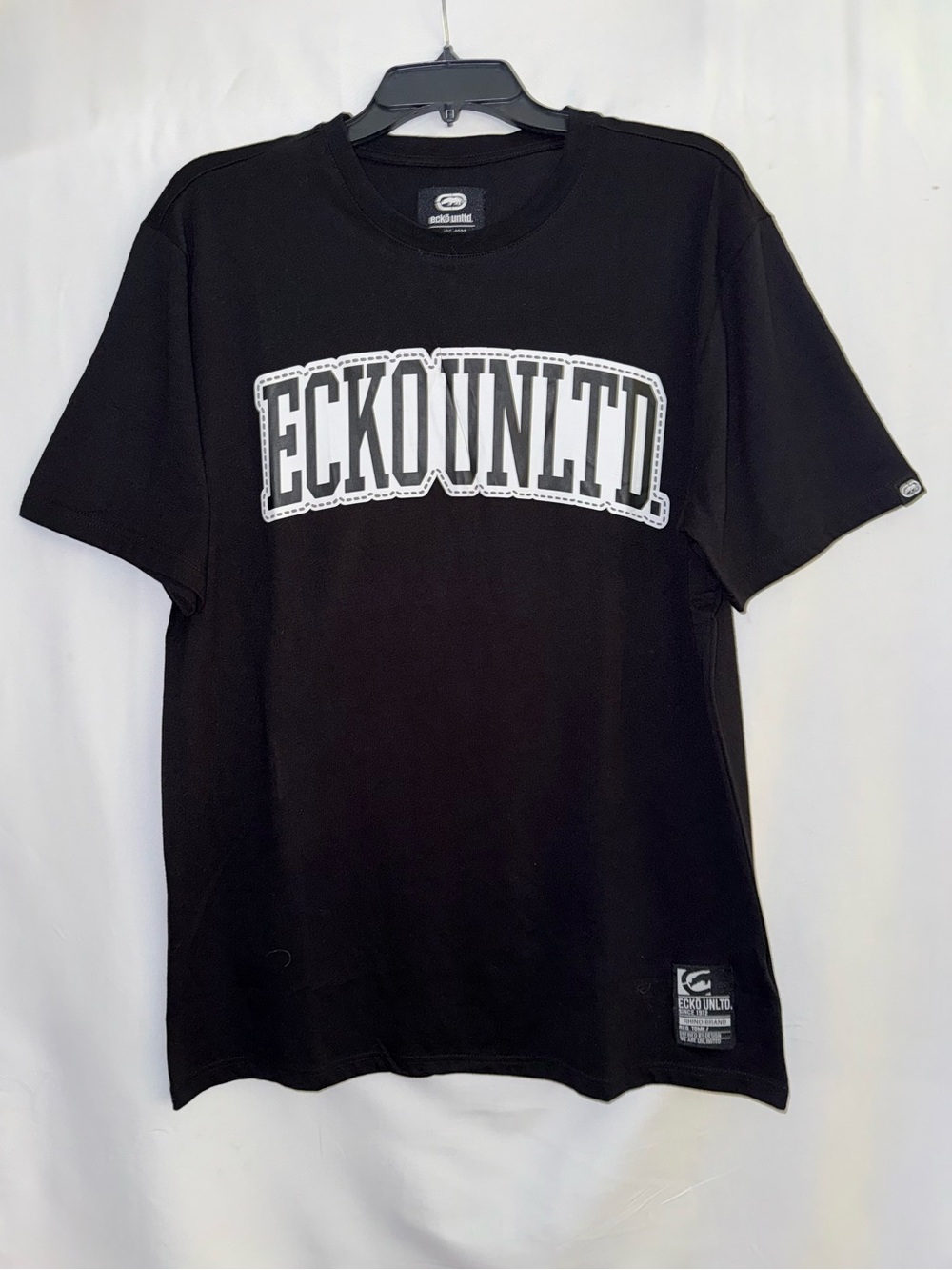 NWT Ecko Unlimited Black Graphic Short Sleeve Tee Size Large